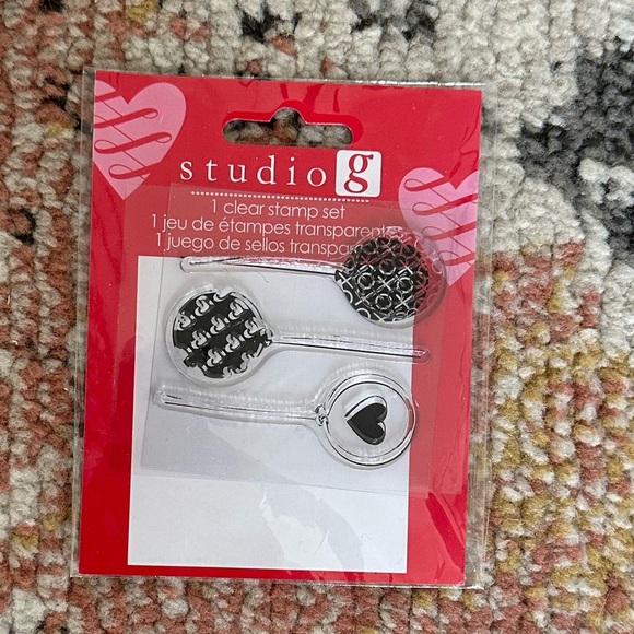 Studio G valentine’s hearts clear stamp set new in packaging - Picture 4 of 5